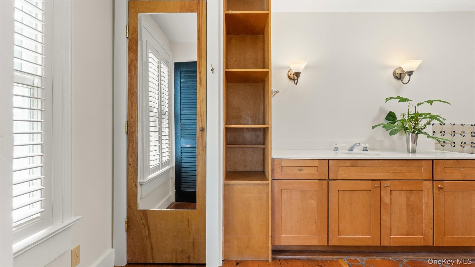 Ensuite full bath