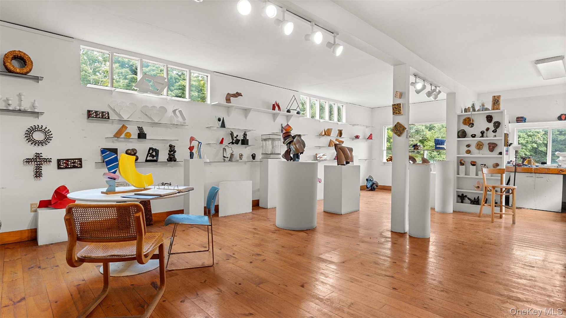 Gallery space in barn