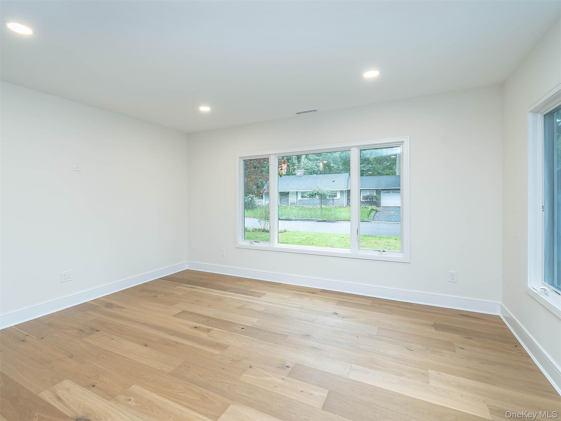 Beautiful Oak engineered flooring throughout the home