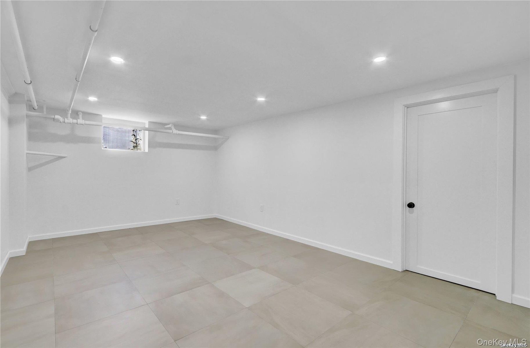 one of bsmt rooms