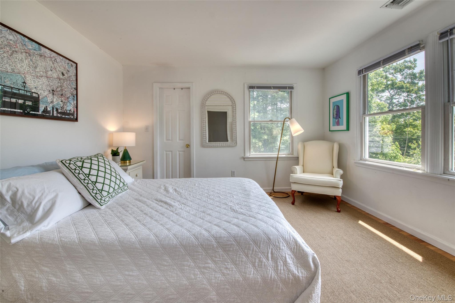 2nd bedroom