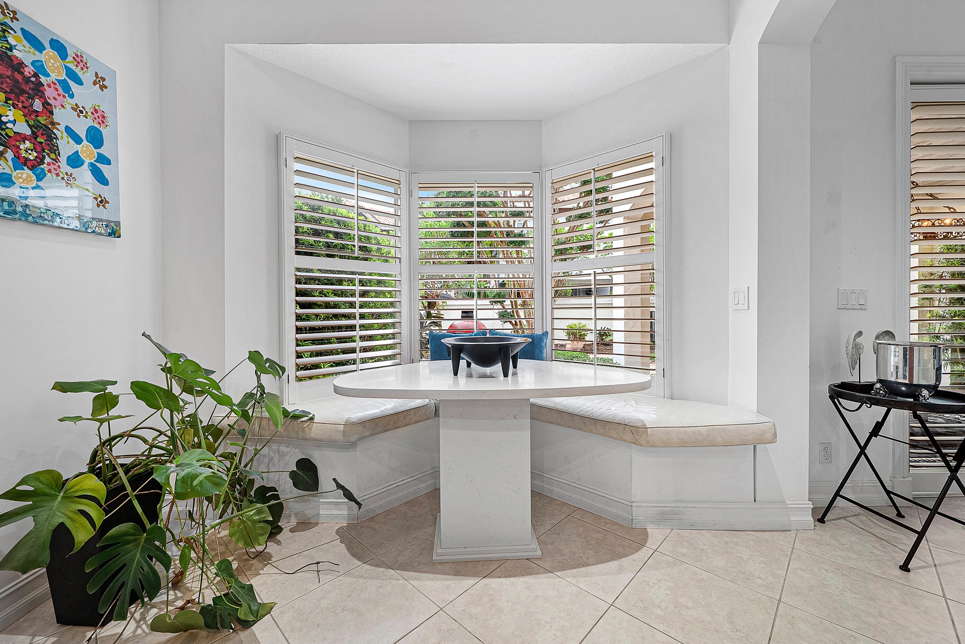 breakfast nook