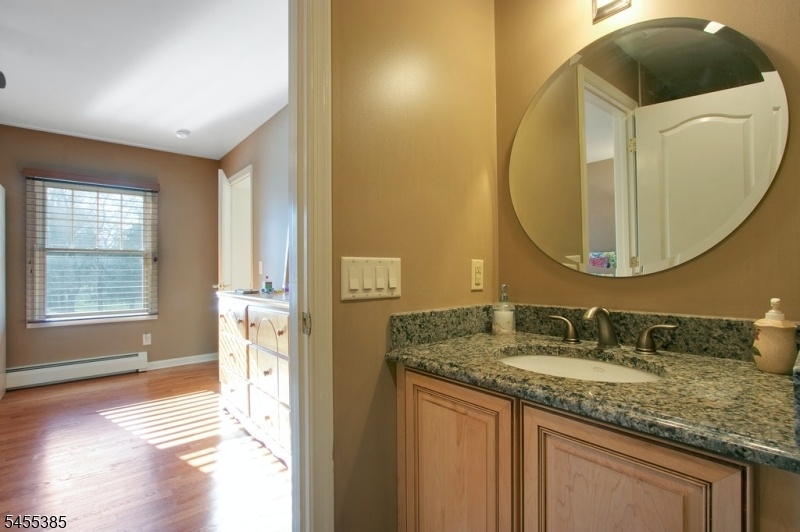 Updated Jack-n-Jill Full Bath