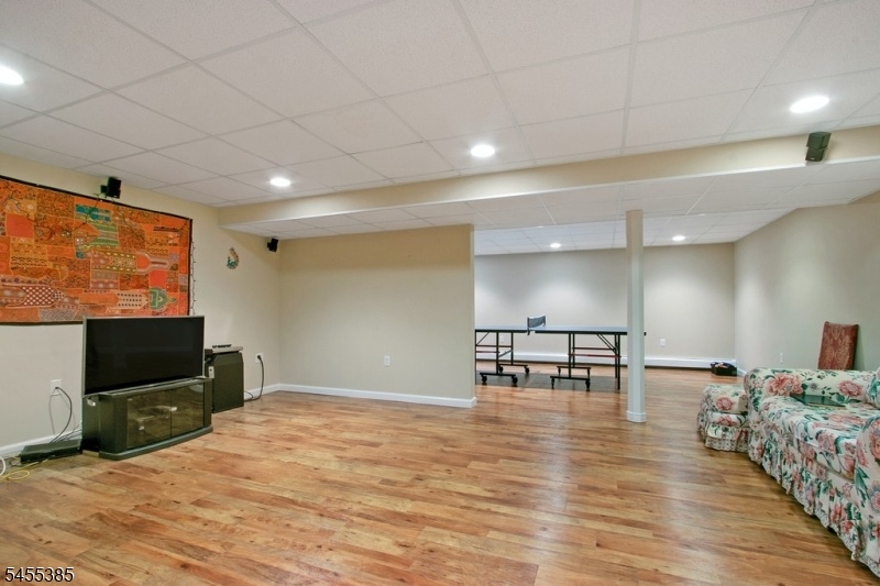 Den/Recreation Room