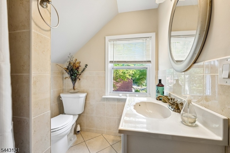 3rd fl bathroom