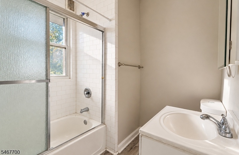 Main Bath Second Floor