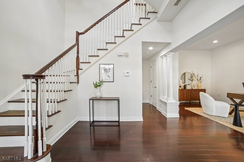 Foyer Entry
