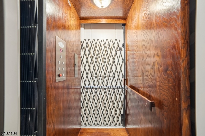 Elevator