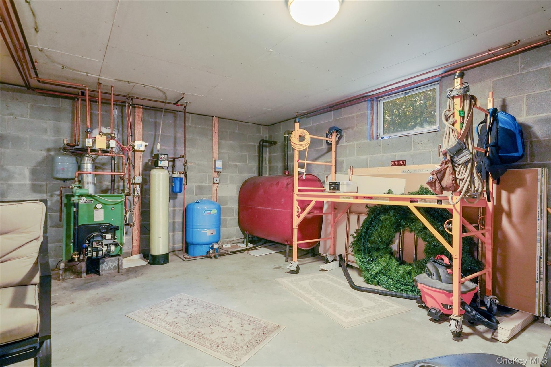 Direct access into Garage from Basement
