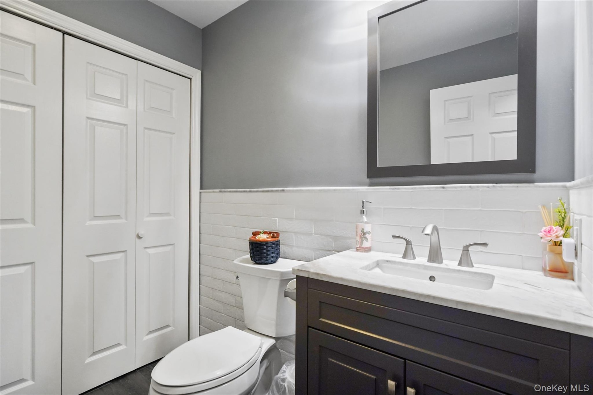 1st Floor Hall Bath