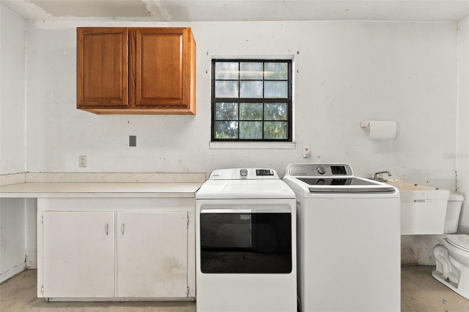 Main house Laundry