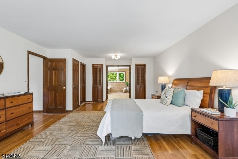 Massive Primary Suite