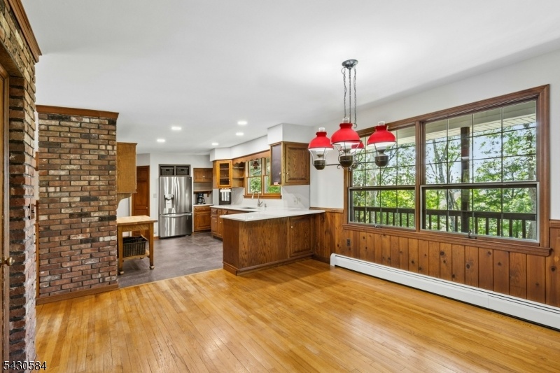Dining Rm to Kitchen View
