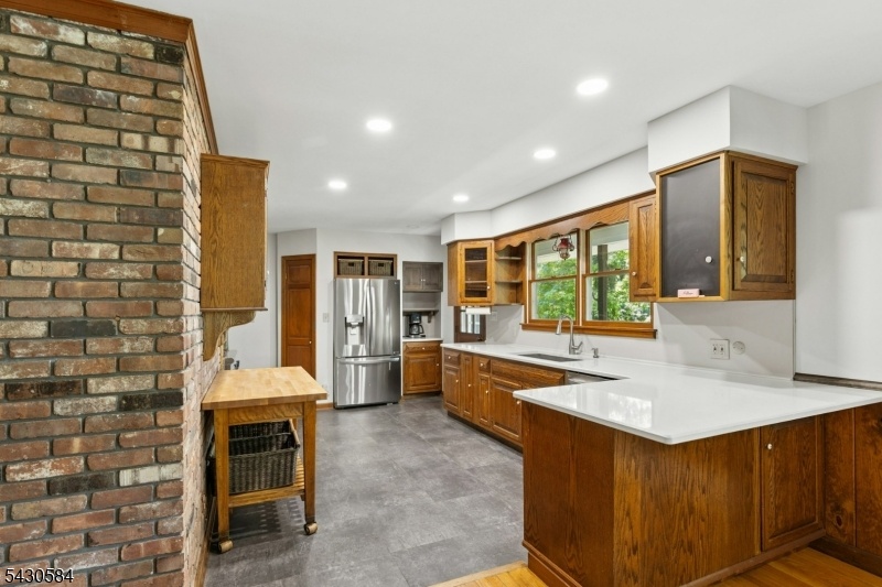 Kitchen 4