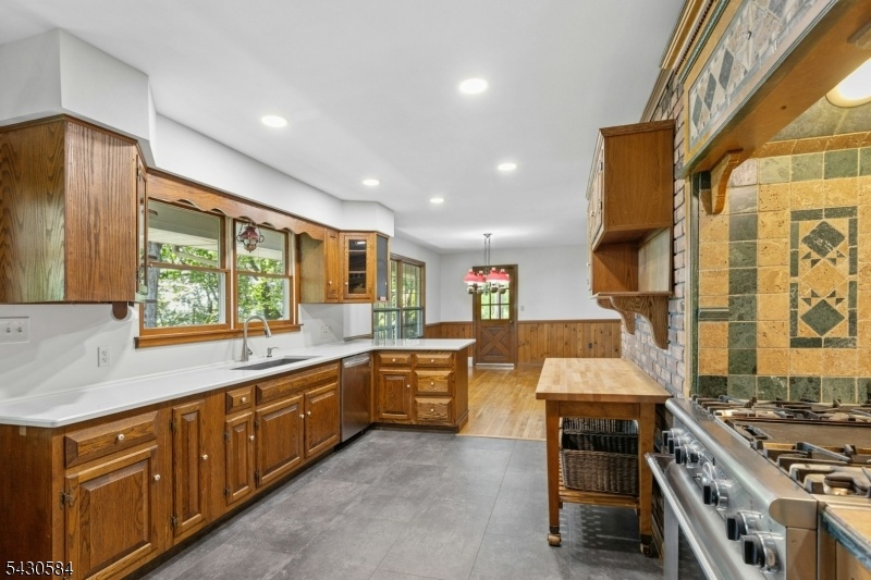 Kitchen 3