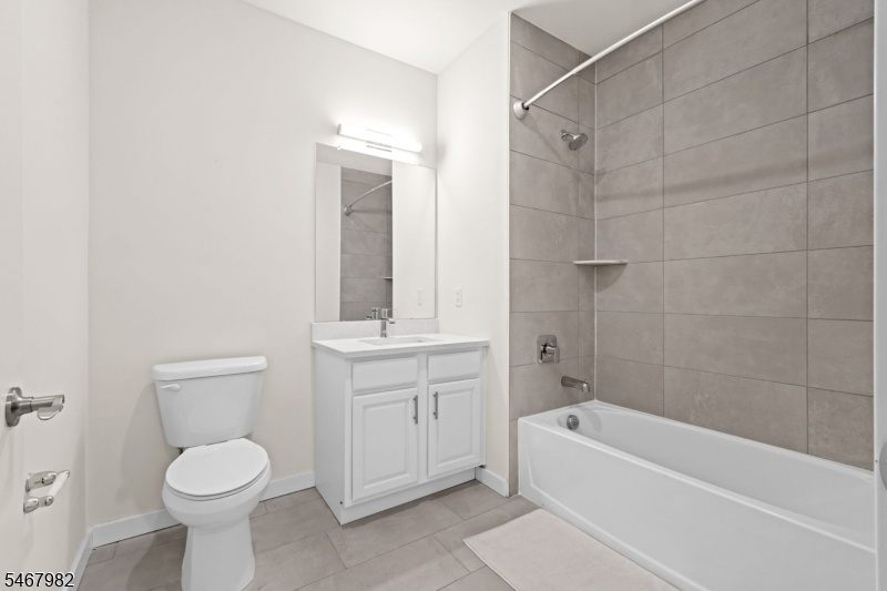 2nd bathroom