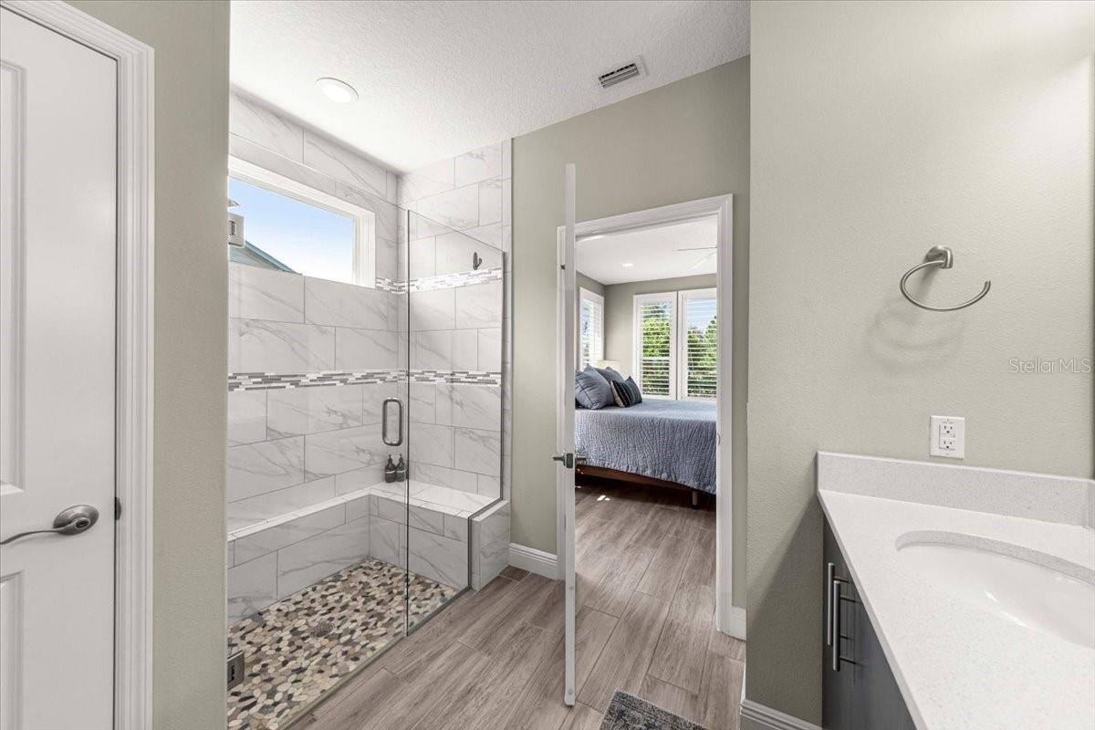 Primary En-Suite