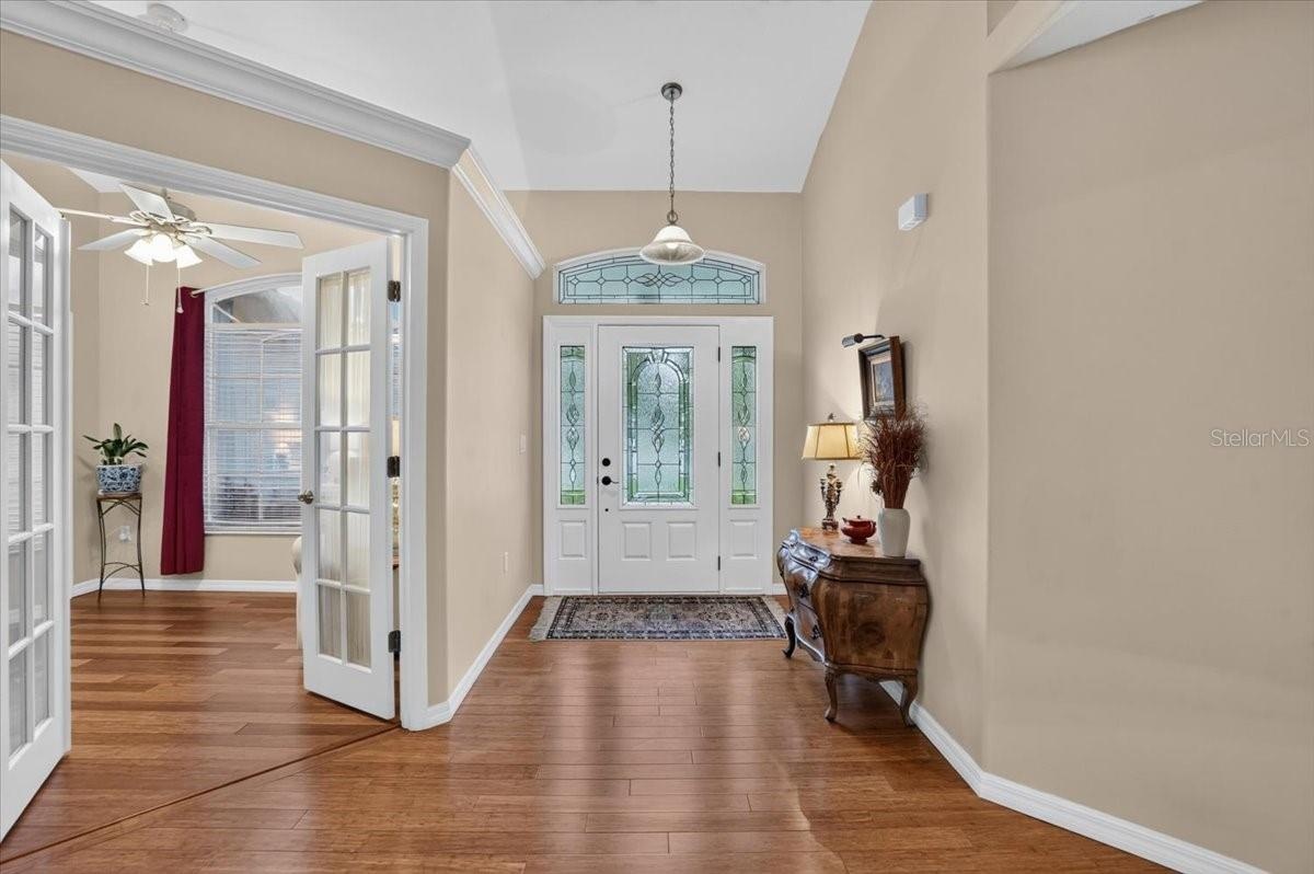 Entryway/Office/Den
