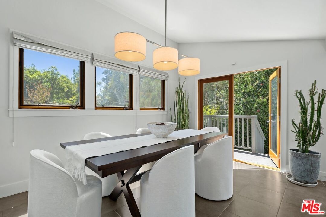 Formal dining room area