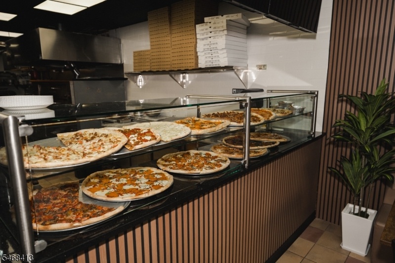 Pizzeria