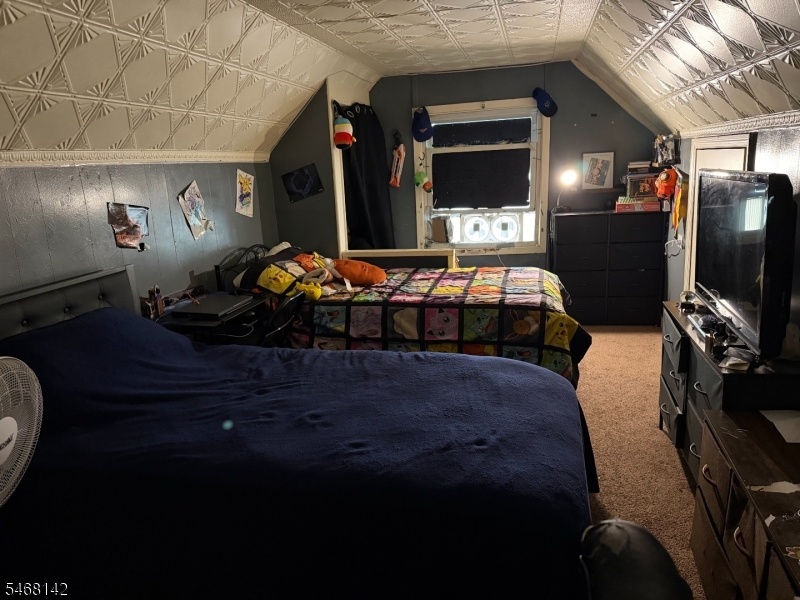 2ND FLOOR UNIT