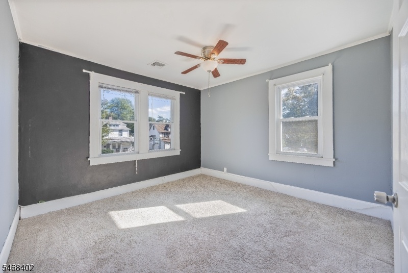 2 BEDROOM