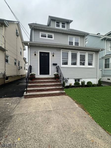 Welcome to 237-239 Ellery!