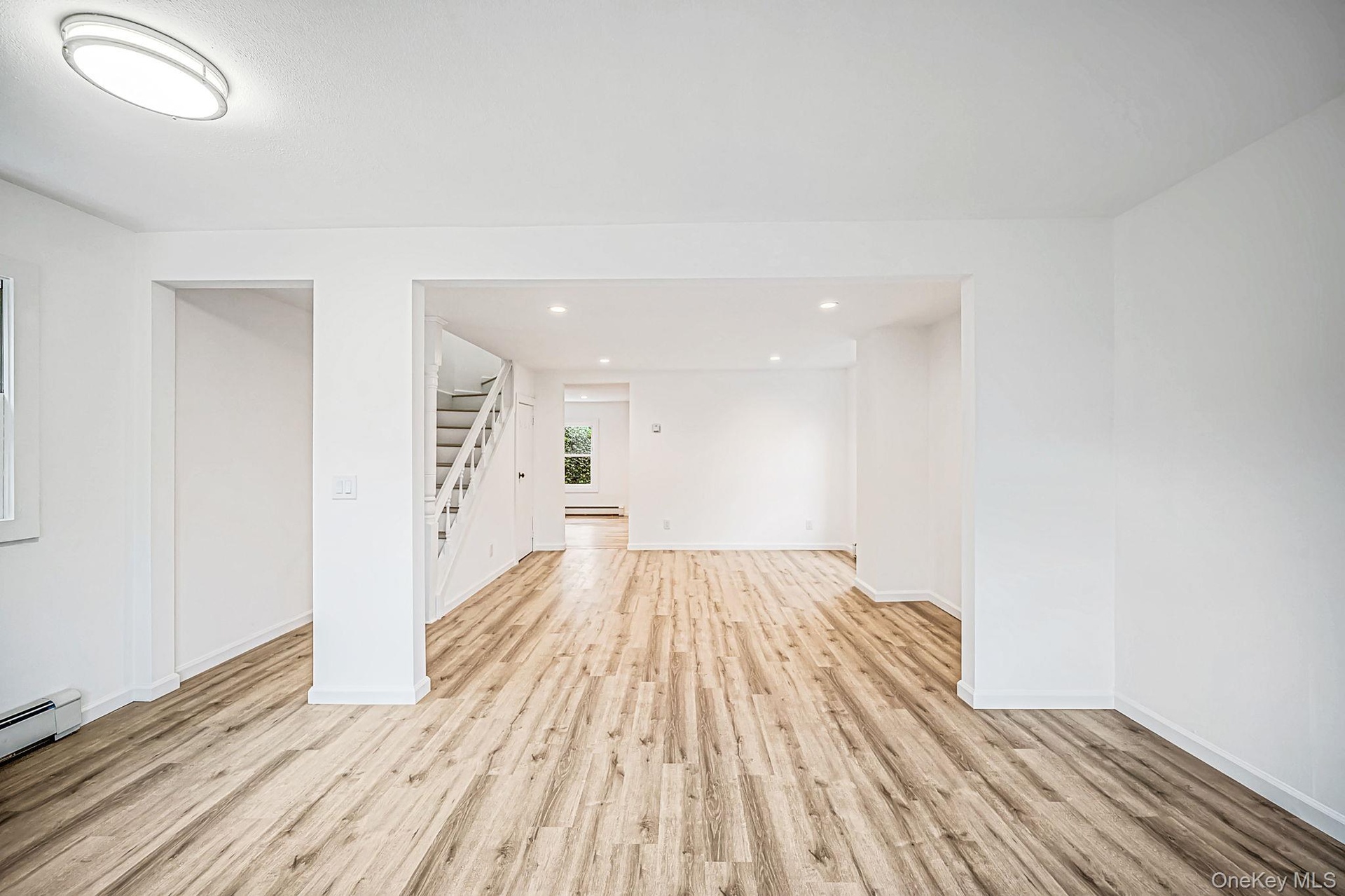Living and dining area, open floorplan great for entertaining and relaxing.