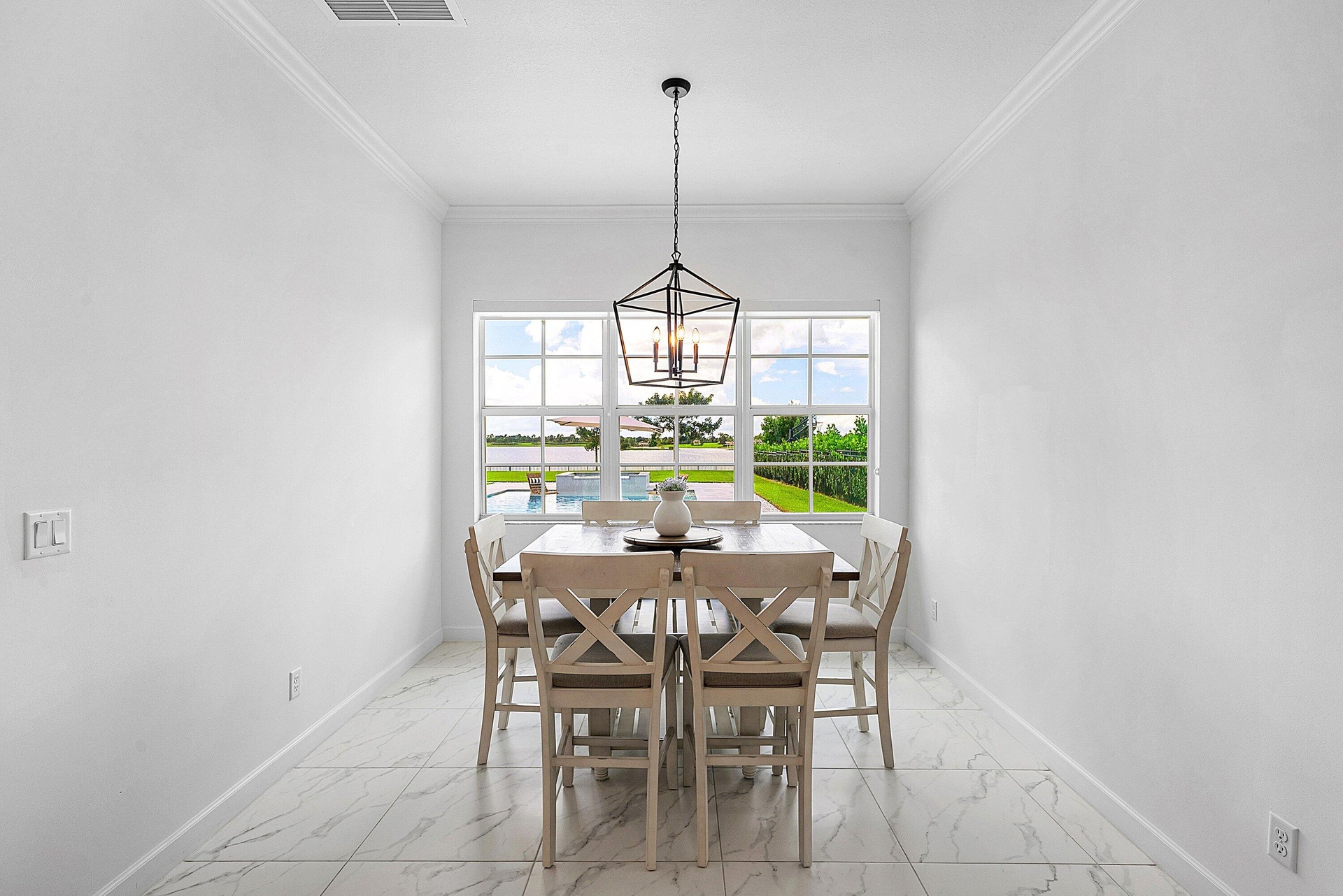 Breakfast Nook
