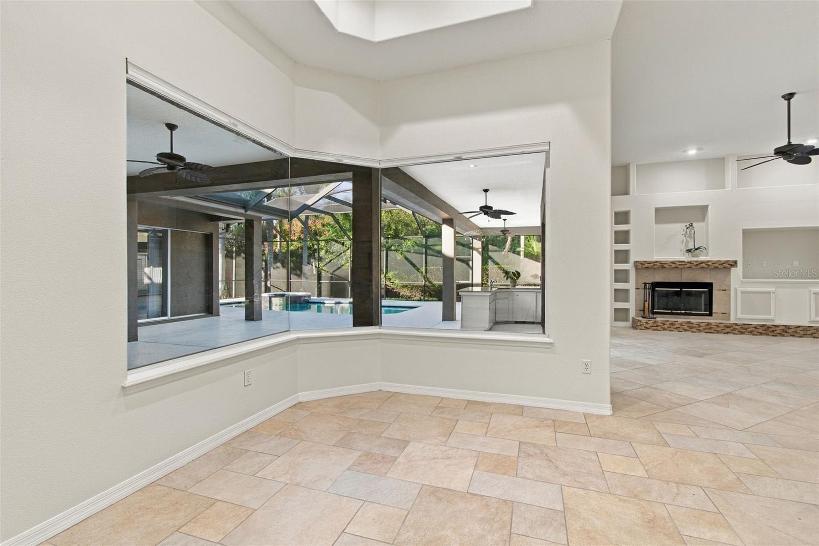 Breakfast area
