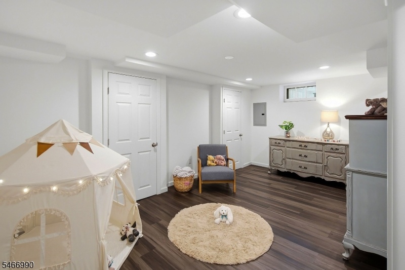 Cozy Space for Fun