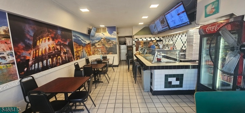 Pizzeria