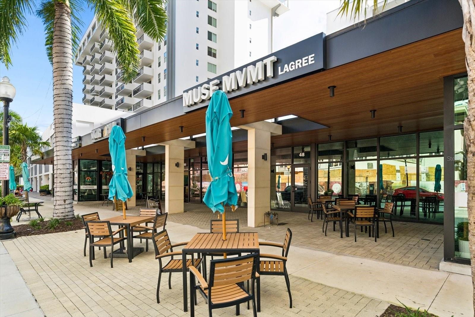 Shopping & dining outside your building