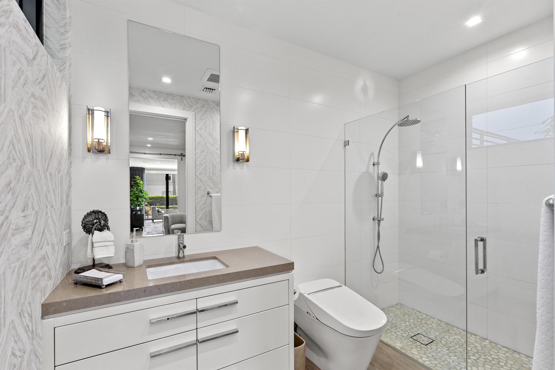 Complete with Neorest Toto toilet on first floor office/convertible bedroom