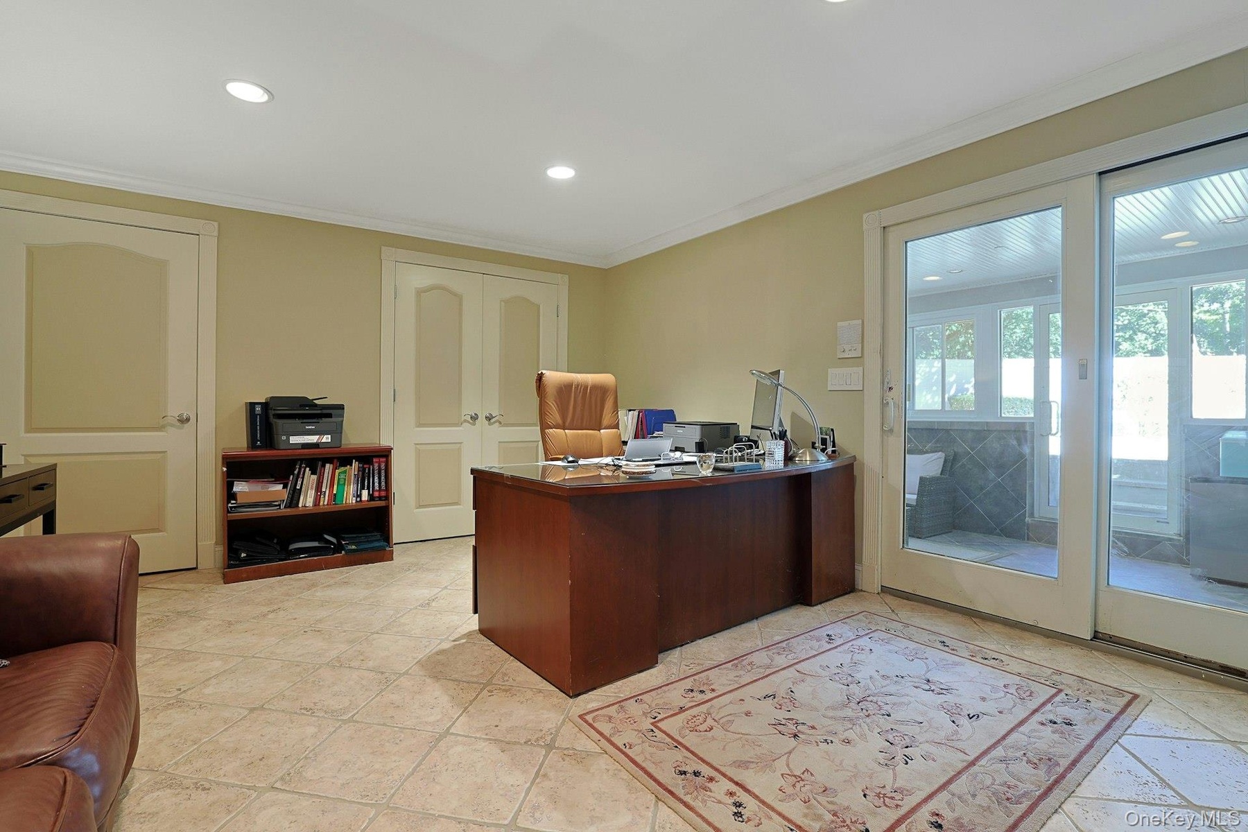 Bonus space with door to back property