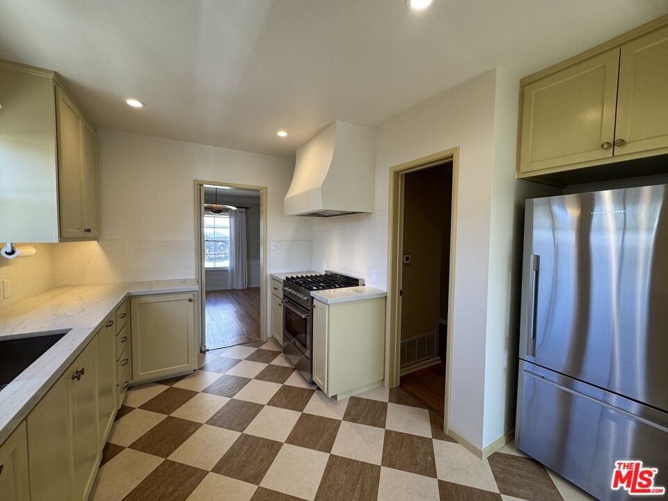 Kitchen, from Laundry