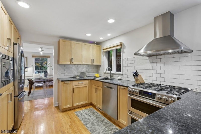 Gourmet Kitchen