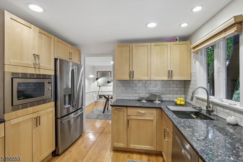 Gourmet Kitchen