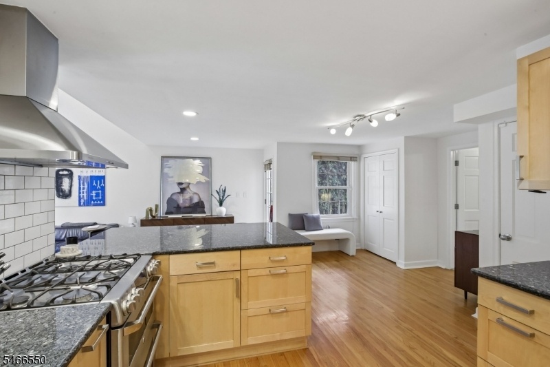 Gourmet Kitchen