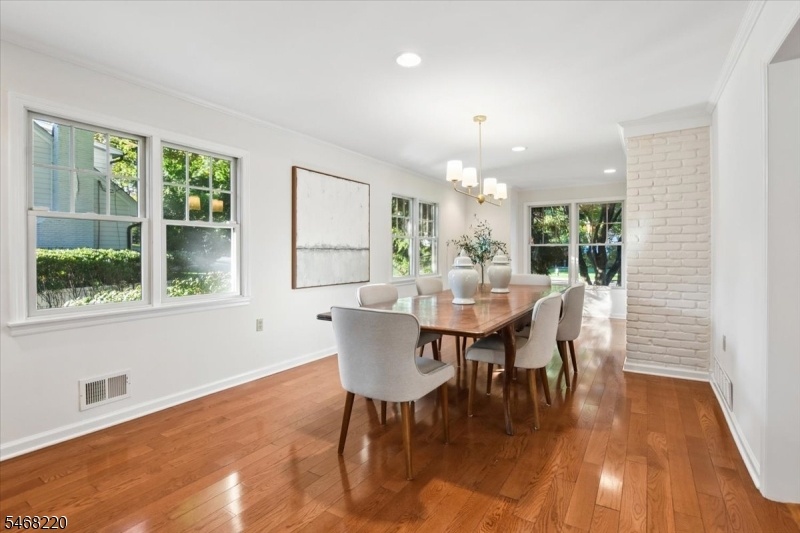 Dining room alt view