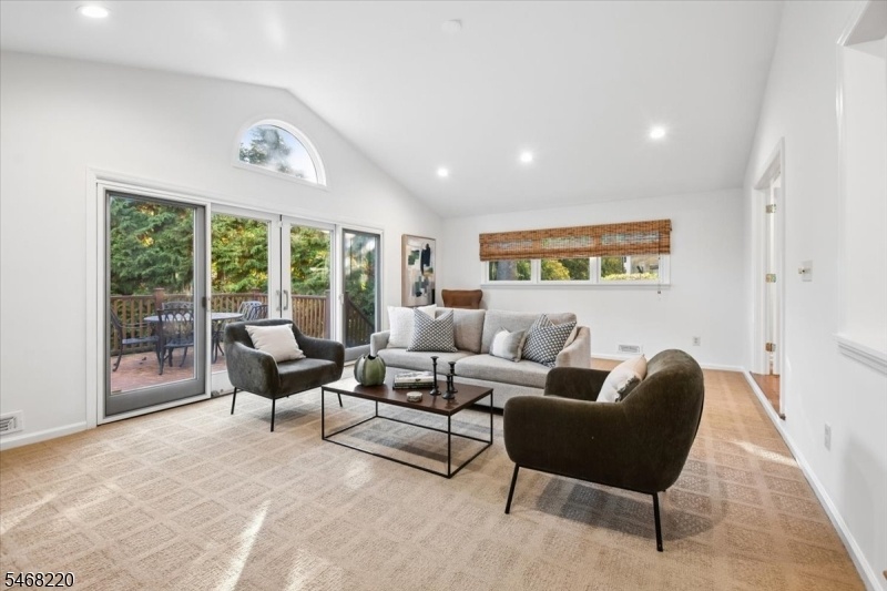 Family room w/sliders to deck
