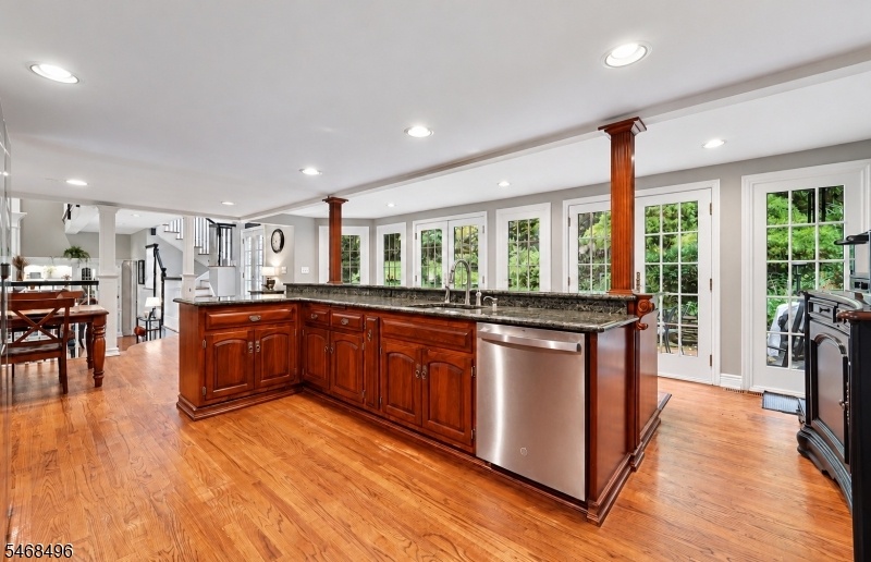 WALL OF WINDOWS