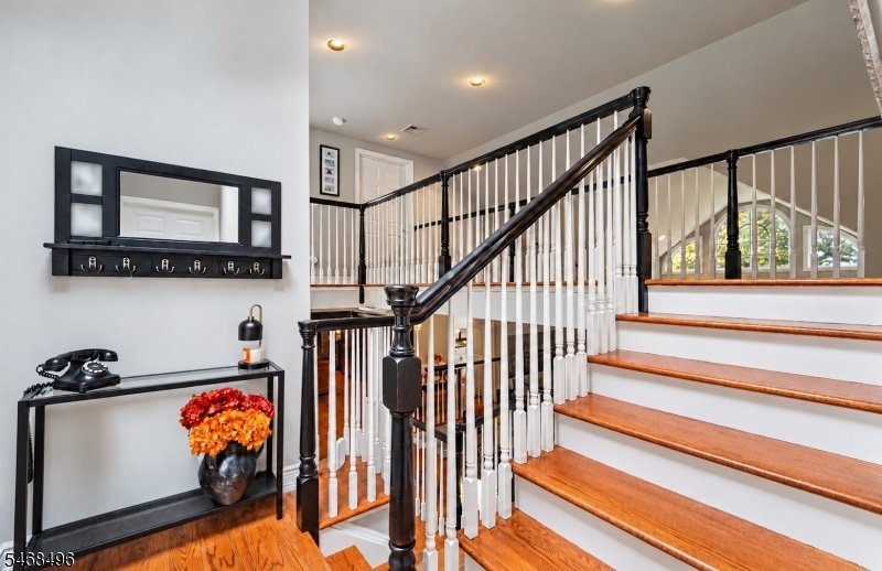 STAIRCASE TO PRIMARY