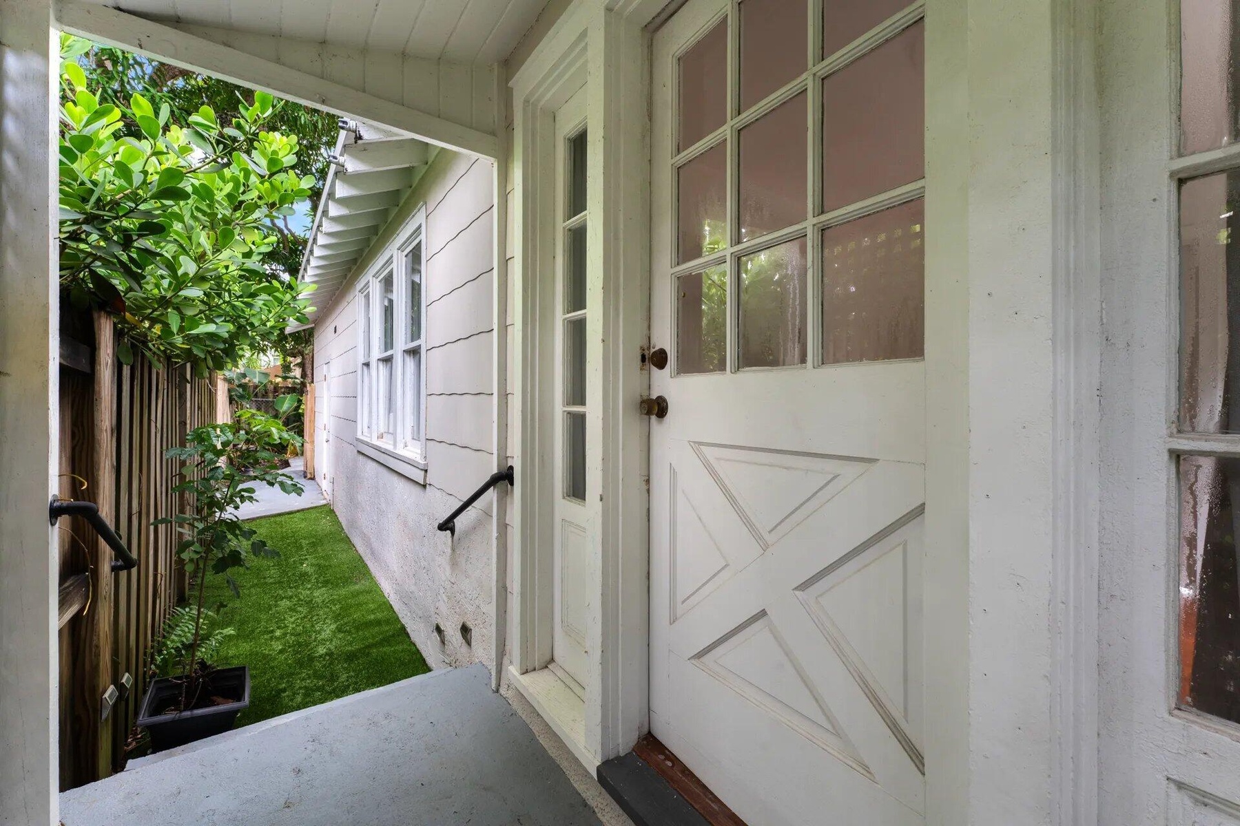 Casita/ Guest House Entrance