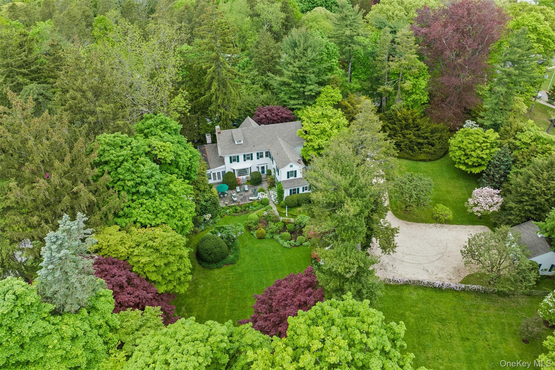 94 Ryefield Road - an 1888 farmhouse set on two acres