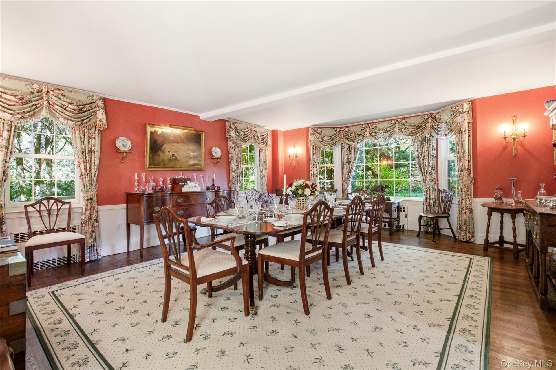 Formal dining room can accommodate 20+