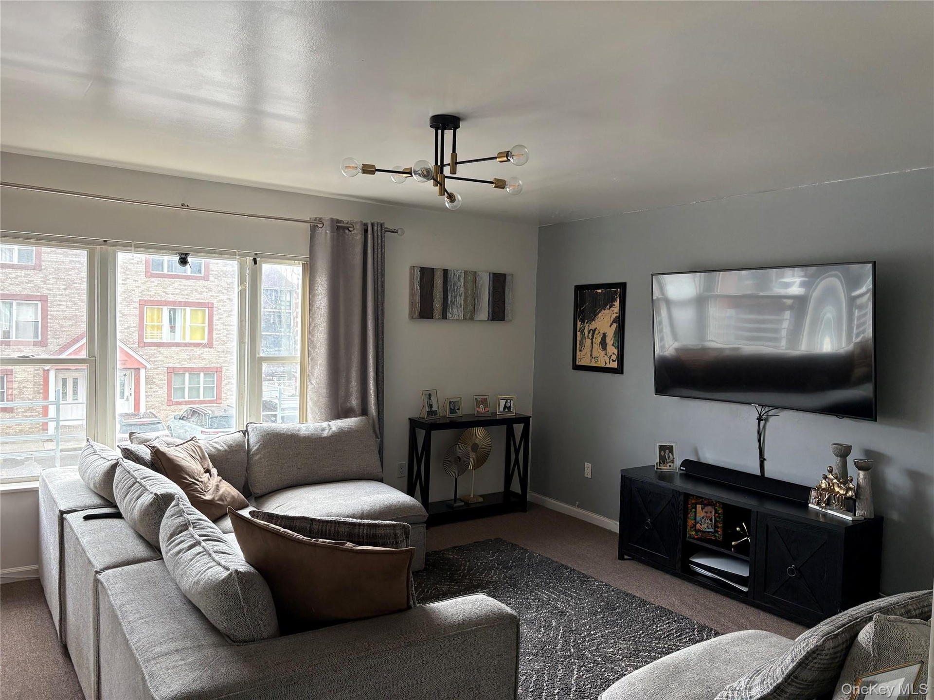 2nd Floor Living Room