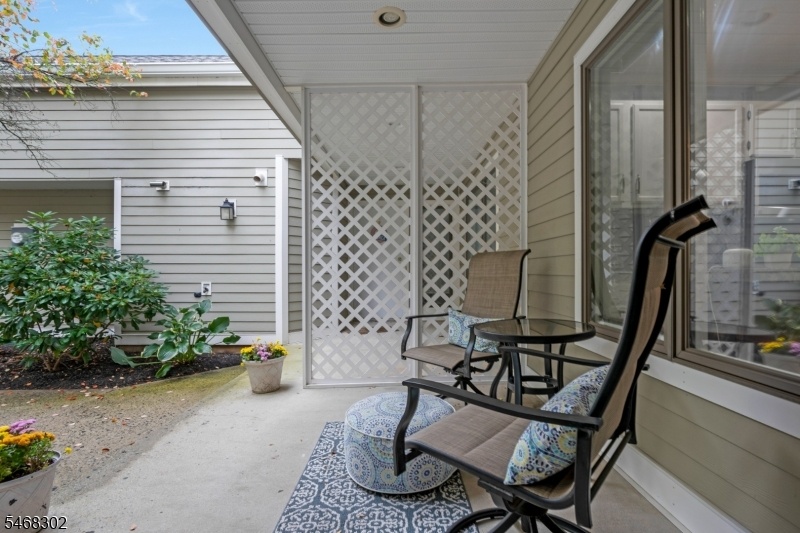 FRONT PORCH PATIO