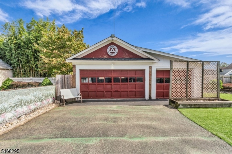 garage