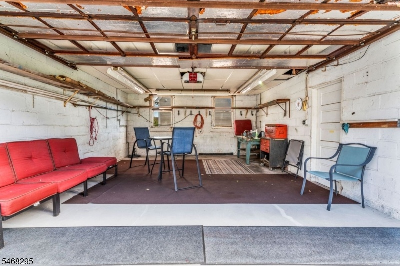 garage